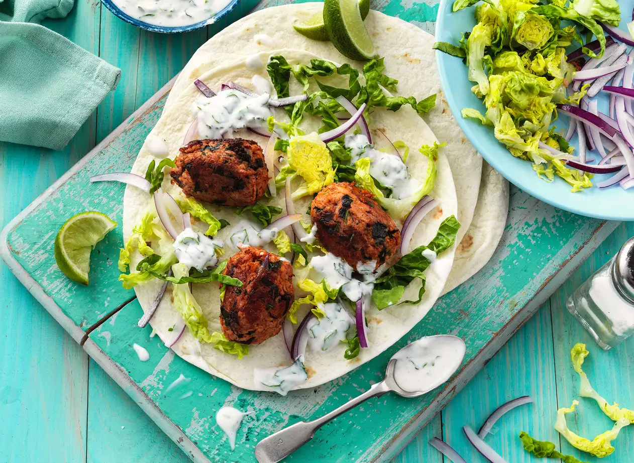 PEK Kofte with Garlic Yoghurt and Wraps